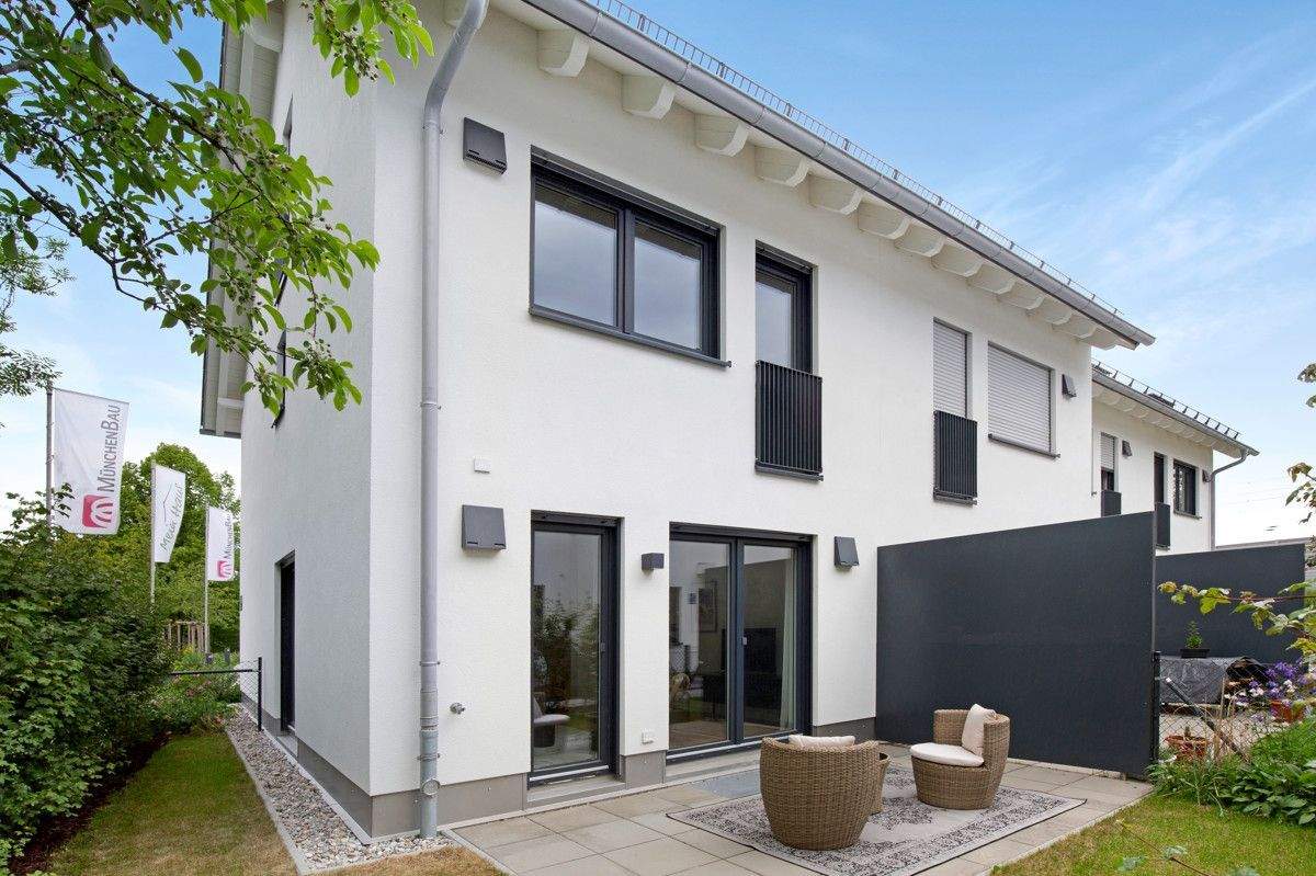 Bezugsfertiges 4-Zimmer-Haus mit Süd-Terrasse und eigenem Garten – 80999 München – Vorschaubild 4
