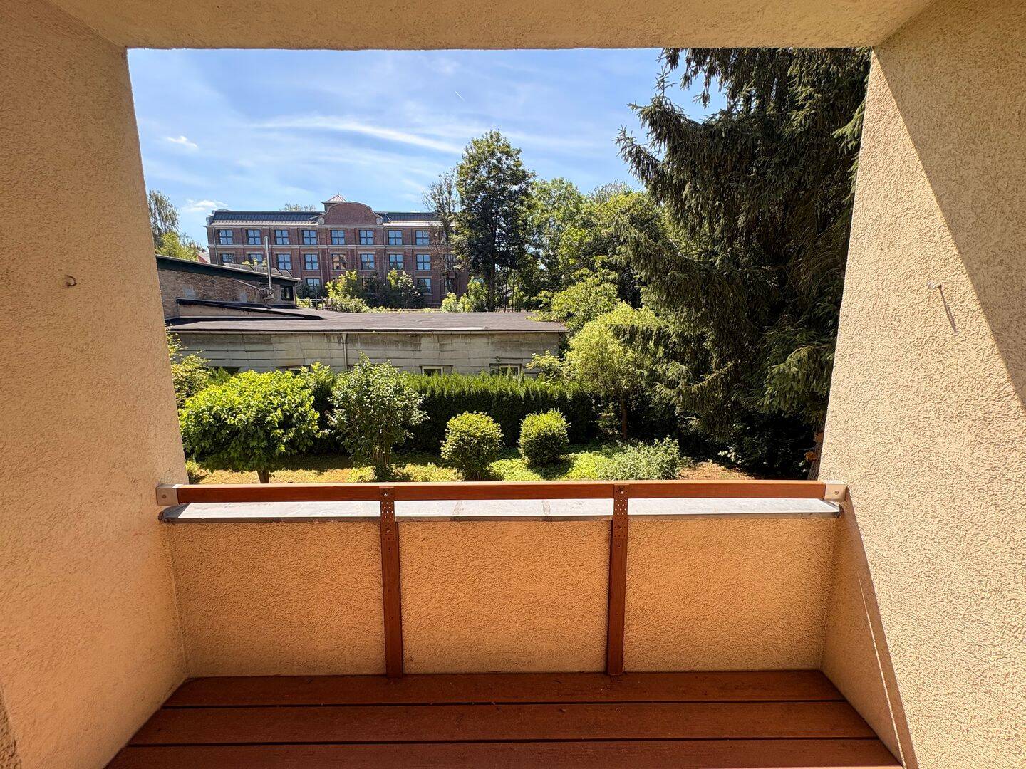 Aufgepasst: schöne 2 Raumwohnung mit Balkon in Schönau! – Chemnitz – Vorschaubild 3