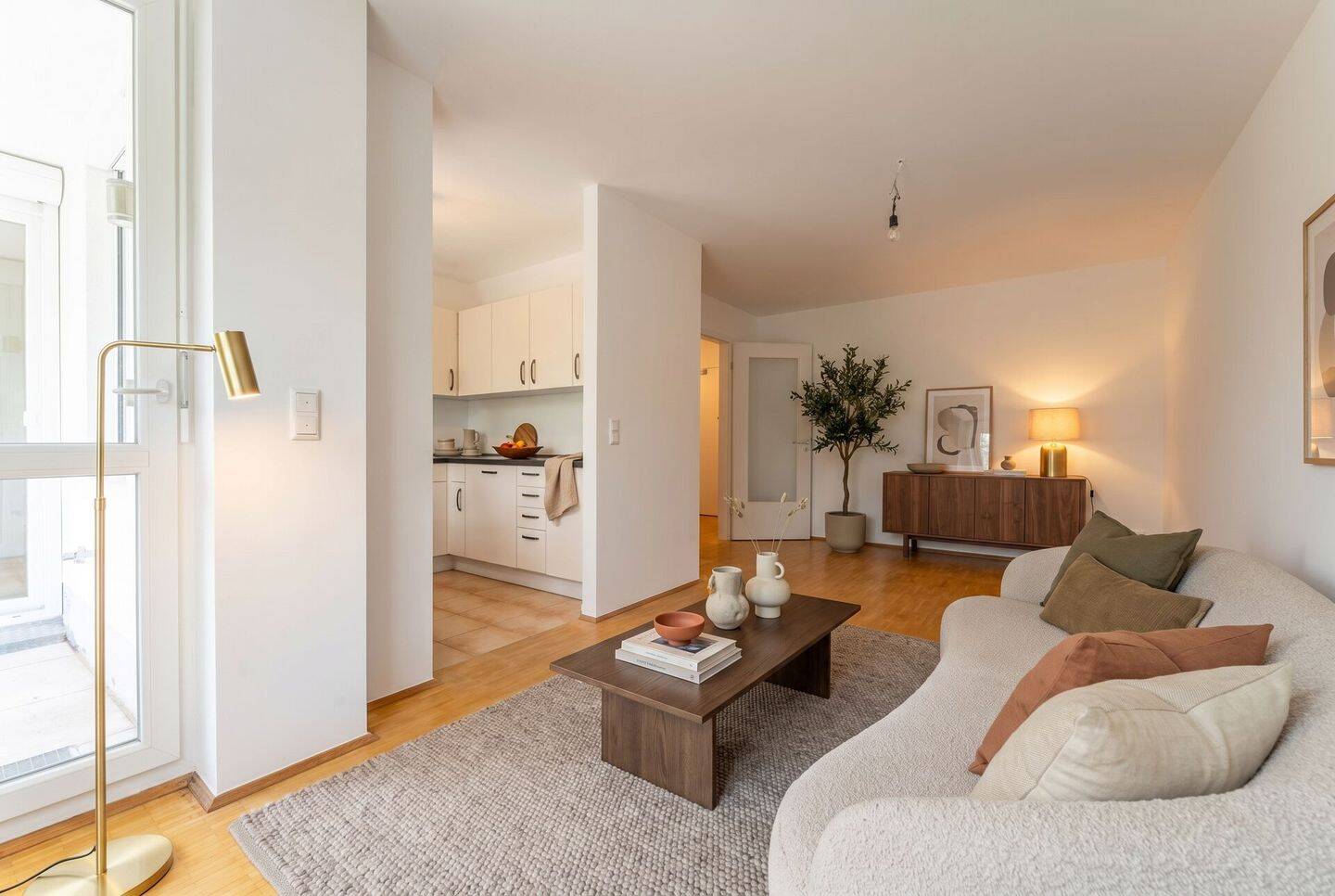 Charmante 2-Zimmer-Terrassenwohnung mit großzügigem Gartenanteil in Kirchheim bei München – 85551 Kirchheim b. München – Vorschaubild 3