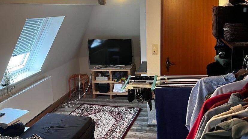 Nachmietende gesucht für zentrale 2,5 Zimmer Wohnung – 70182 Stuttgart – Vorschaubild 3