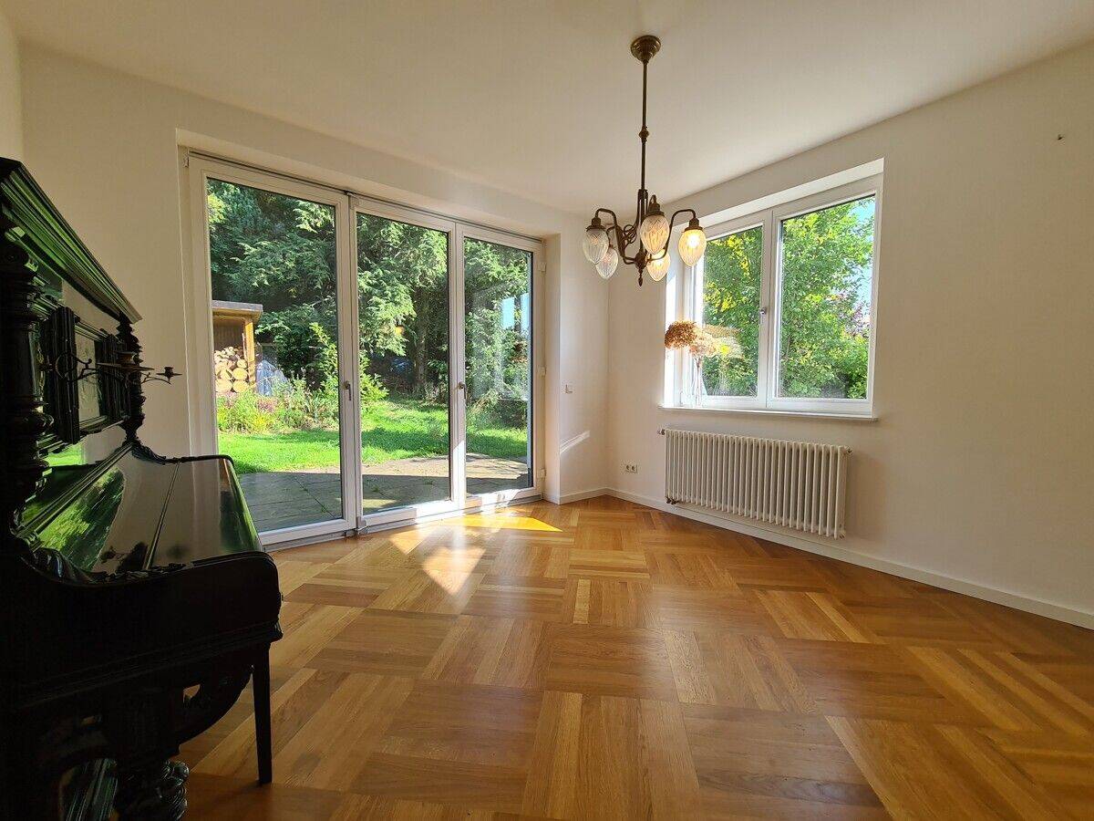 Ein Zuhause direkt am Fuße des Bergparks! In traumhafter Sackgassenlage. – 34131 Kassel – Vorschaubild 3