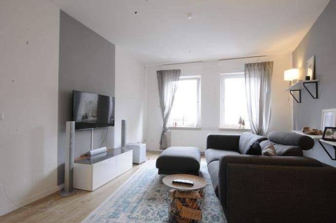 Wunderschöne 2-Zimmer Wohnung, Altbau – top saniert, modernes, großes Bad, sonniger Südwestbalkon, zentral, ruhig – 45219 Essen – Vorschaubild 5