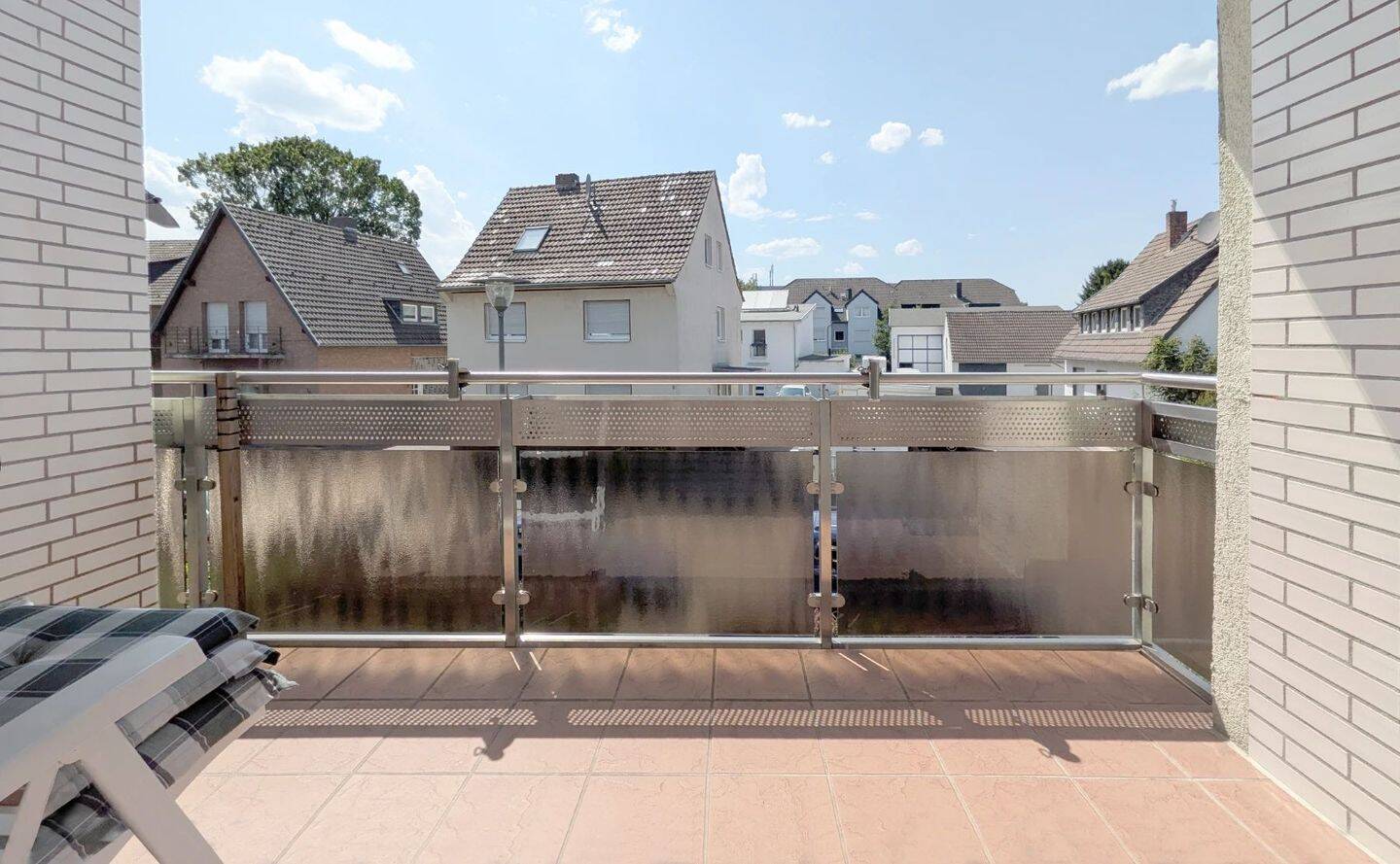 Ruhiges Wohnen in kleinem Mehrfamilienhaus – 51147 Köln – Vorschaubild 3