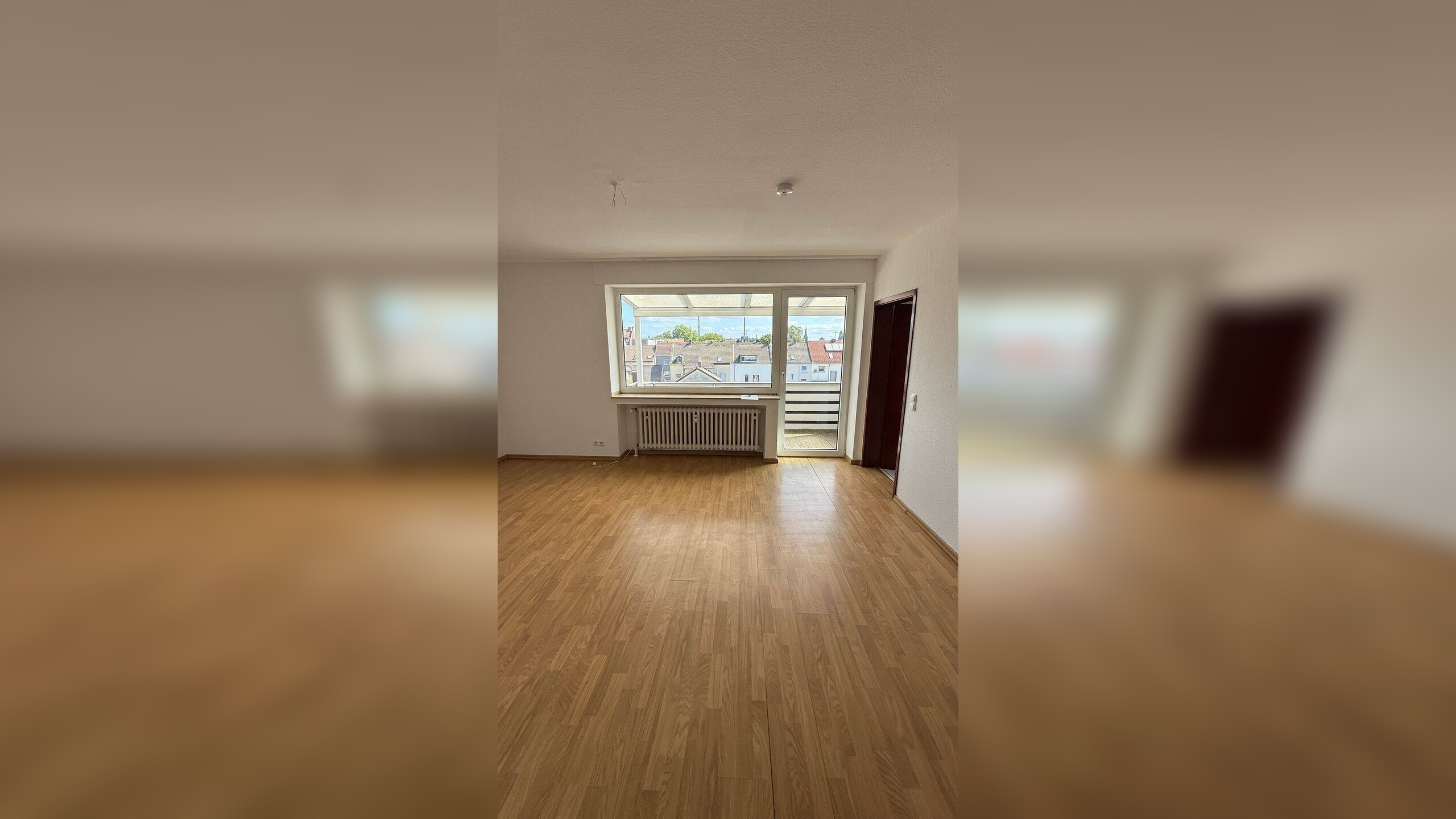Renovierte 3-Zimmer-Wohnung mit Balkon und TG-Stellplatz – 47198 Duisburg – Vorschaubild 3