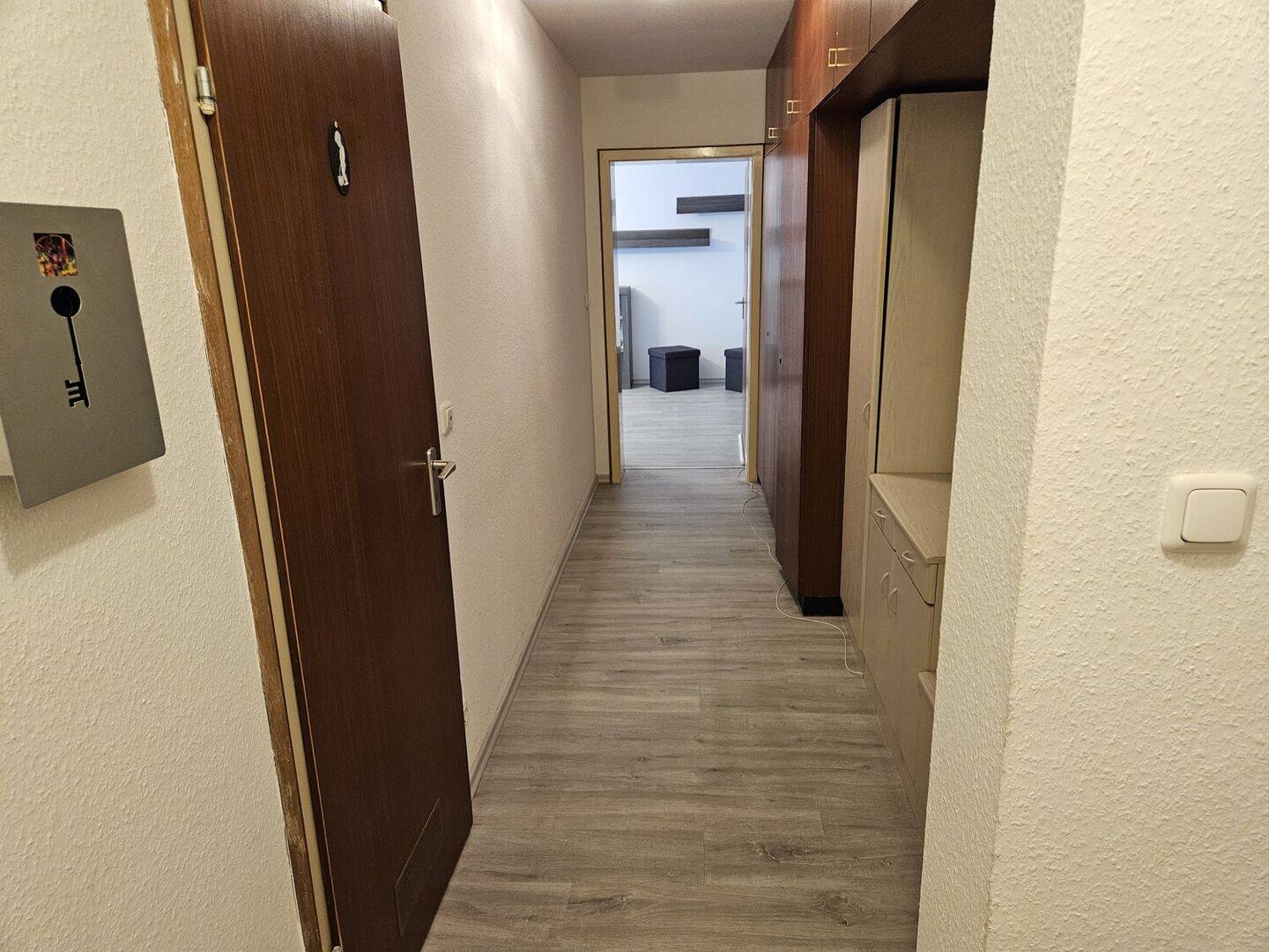 Eigentumswohnung mit zwei Bädern und Stellplatz Nähe Uni-Klinik zu verkaufen – 97078 Würzburg – Vorschaubild 3