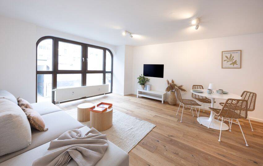Provisionsfrei: Kernsaniert & bezugsfertig: 3 Zimmerwohnung in sehr guter Lage in Maxvorstadt, – 80335 München – Vorschaubild 3