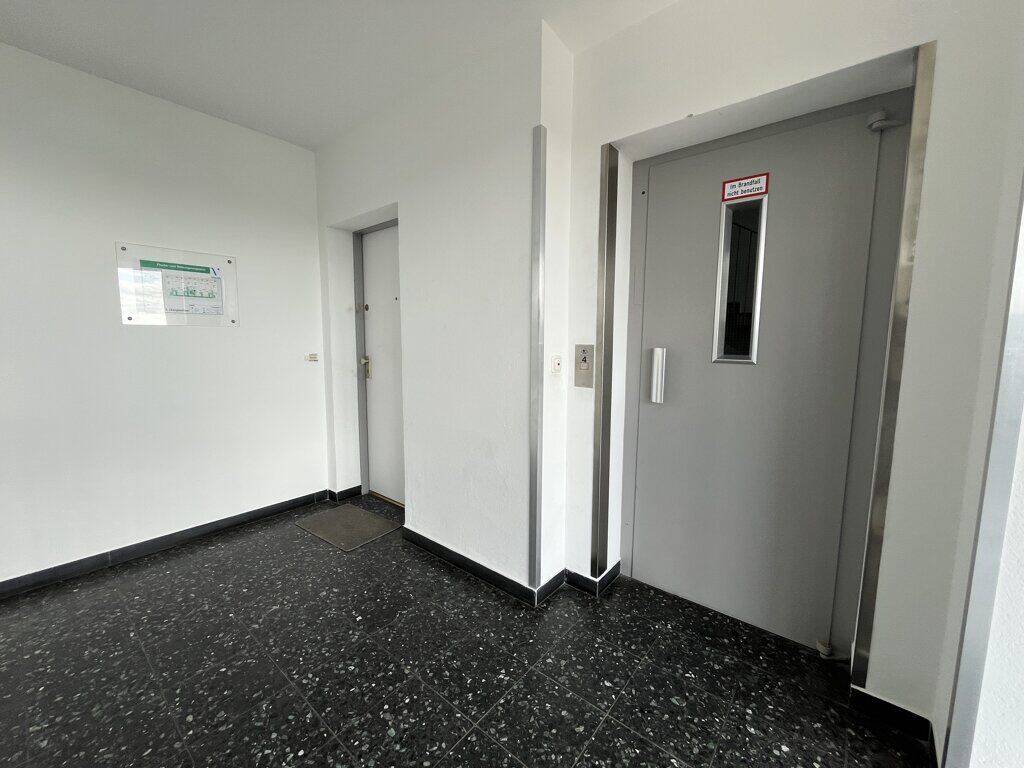 Geräumige 1-Zimmer-Eigentumswohnung mit Balkon und Aufzug in Aachen-Burtscheid nahe FH – 52066 Aachen – Vorschaubild 3