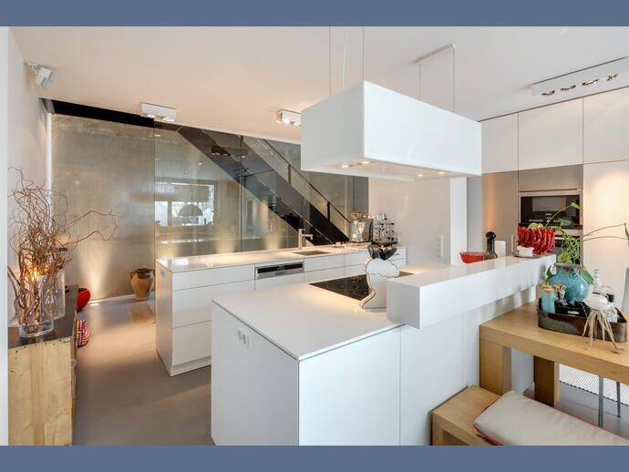 Möbliert: Luxuriöses Townhouse in ruhiger Innenhoflage mitten in der Maxvorstadt – 80333 München – Vorschaubild 3