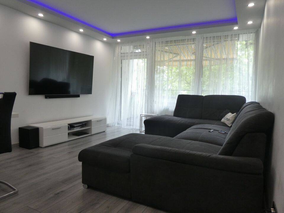 Modern kernsaniert! Bezugsbereite Eigentumswohnung mit Balkon und Einbauküche! – 63065 Offenbach am Main – Vorschaubild 3