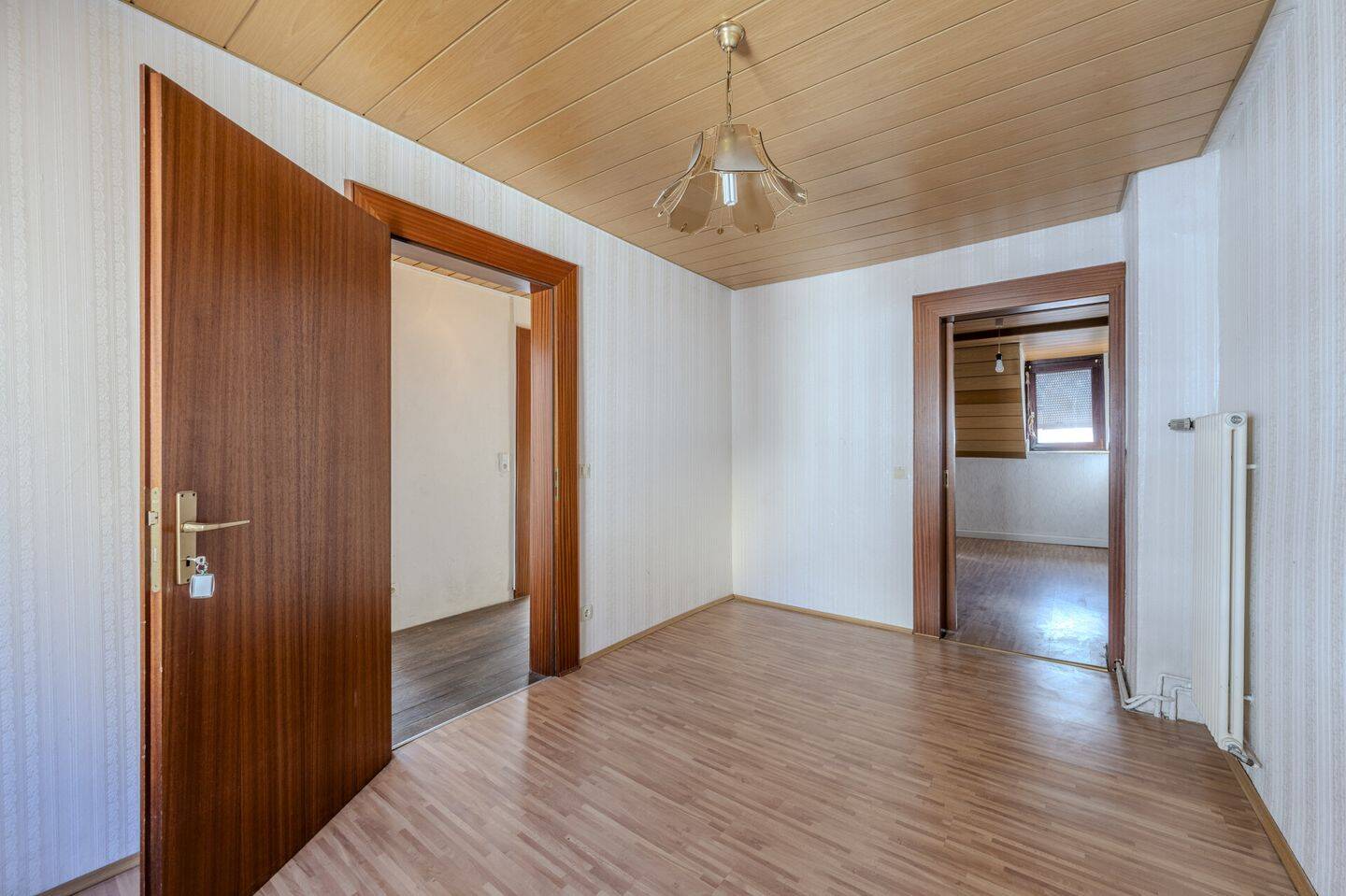 Leerstehendes 3-Familienhaus in begehrter Lage – 70199 Stuttgart – Vorschaubild 3