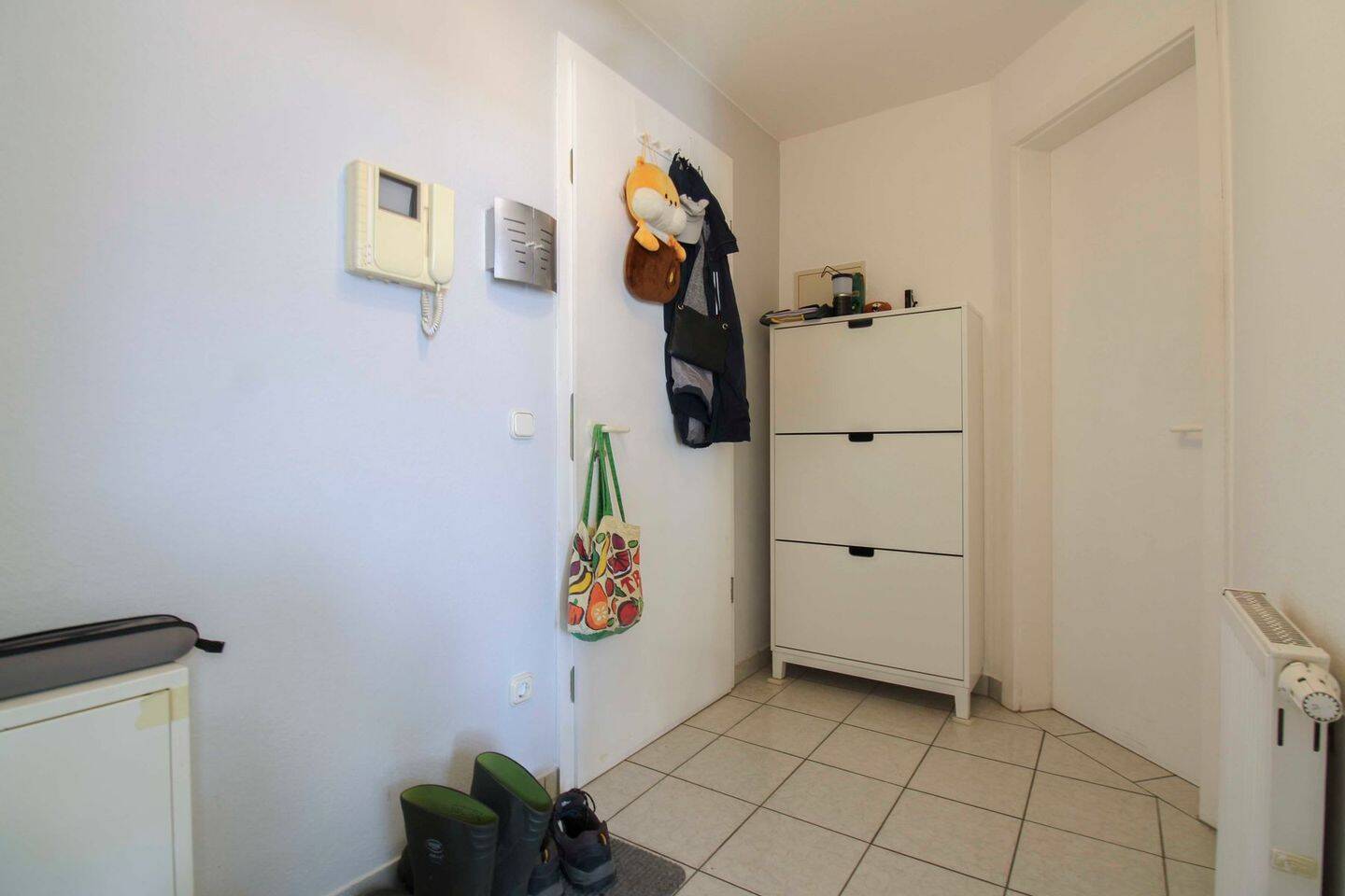 Charmante 2-Zimmer-Wohnung mit Loggia und Tiefgaragenstellplatz – 61381 Friedrichsdorf – Vorschaubild 4