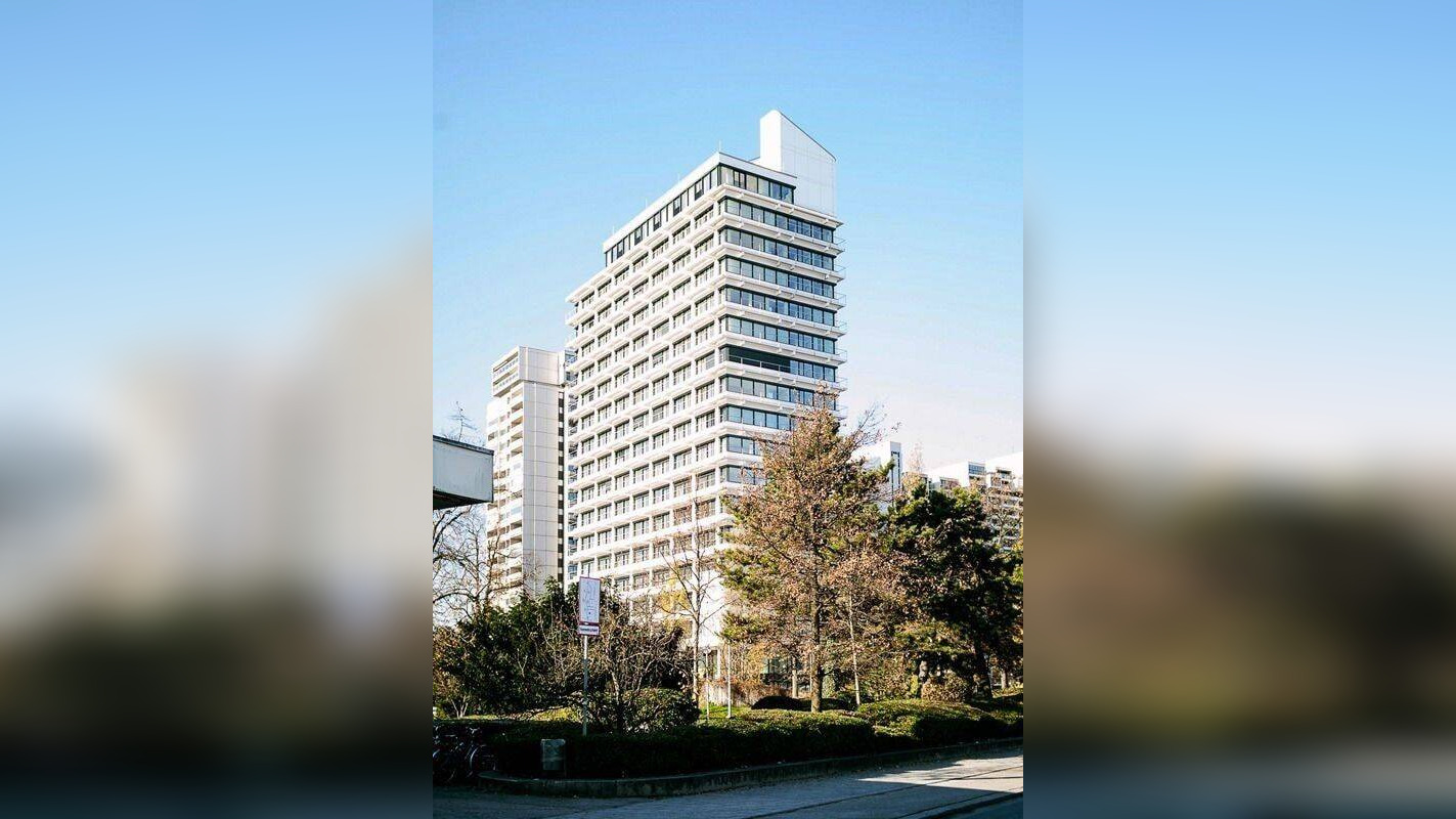 OLYMPIA TOWER – Businesswohnen mit Concierge Service zu vermieten inkl. Stellplatz ab 01.09.2026 – München – Vorschaubild 3