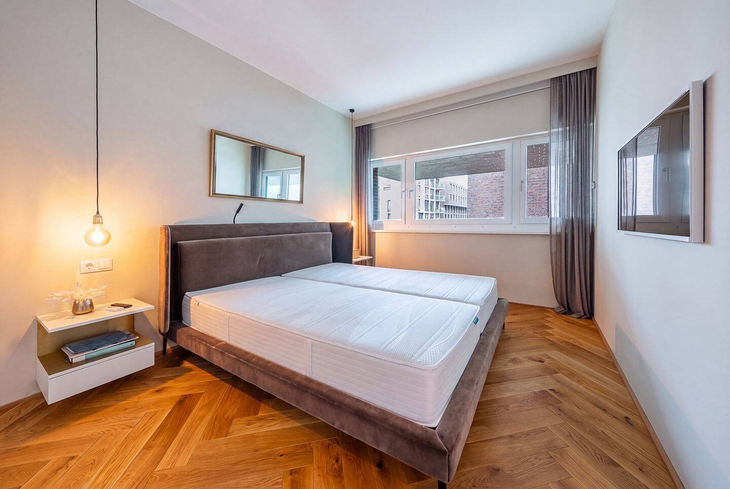 Zwischen Wasser und Elbphilharmonie – Exklusive 3-Zimmer-Wohnung in der HafenCity – 20457 Hamburg – Vorschaubild 4