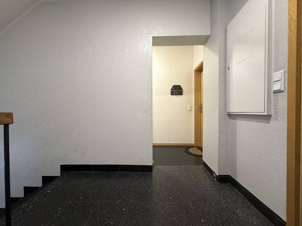 Bezugsfreie Eigentumswohnung mit Weitblick zwischen Essen-Kray und Leithe ca. 81m² im 4.OG – 45307 Essen – Vorschaubild 3