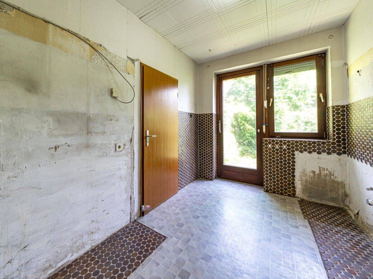 Sanierungsbedürftige Doppelhaushälfte mit Erweiterungspotenzial – 26131 Oldenburg (Oldb) – Vorschaubild 3