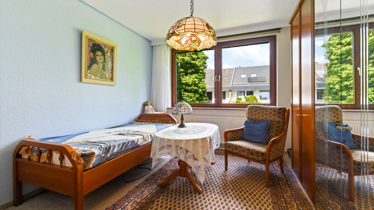 Großzügiges Mittelreihenhaus mit Garage – 22523 Hamburg – Vorschaubild 3