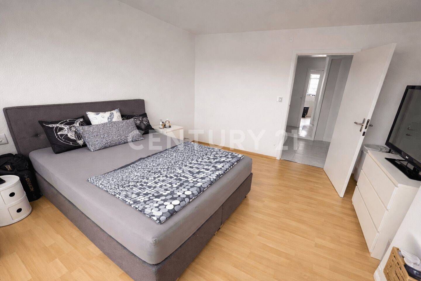 TOP-DEAL | 2 x DACHGESCHOSS-WOHNUNGEN | STUTTGART-VAIHINGEN | INVEST & SELBST WOHNEN – 70563 Stuttgart – Vorschaubild 4