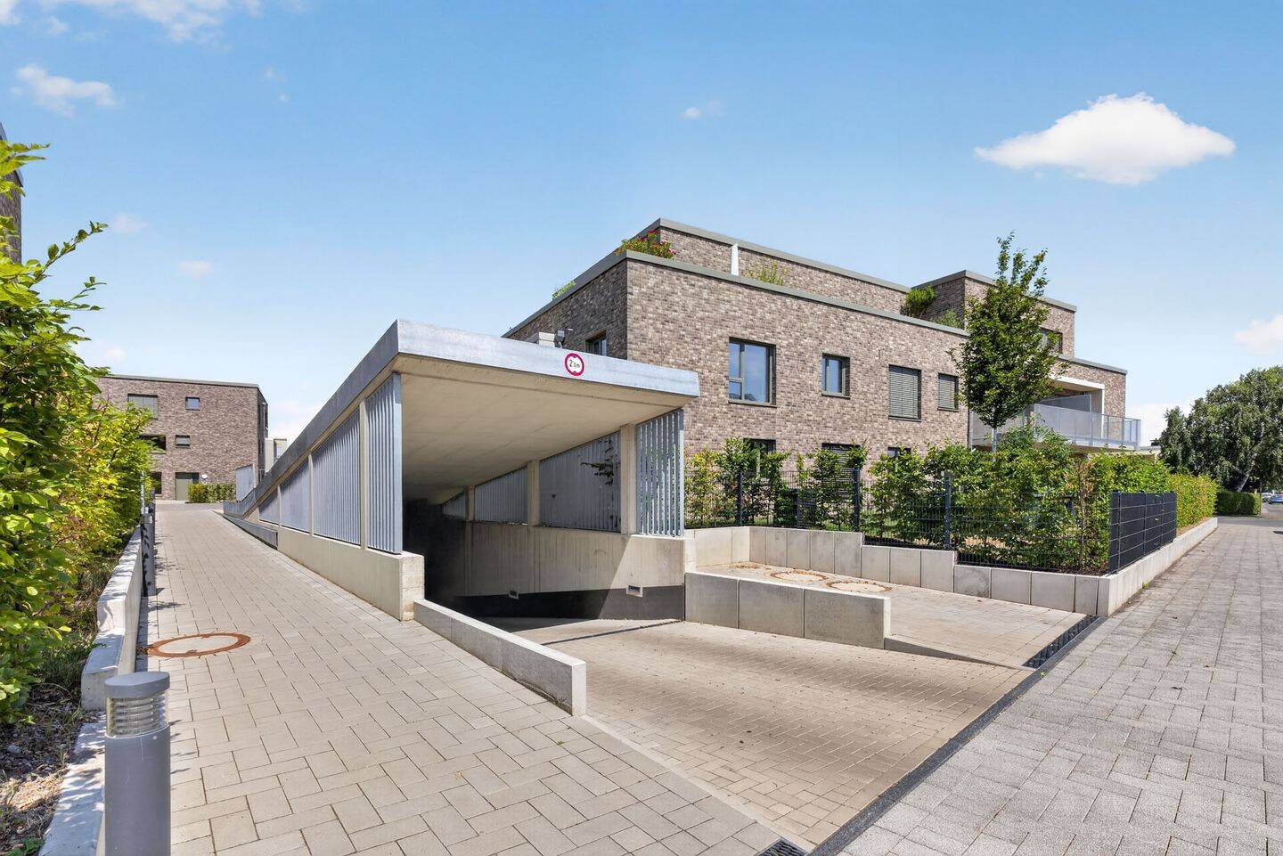 WIDOliving – Penthouse-Neubau mit Südost-Dachterrasse – 50859 Köln – Vorschaubild 4
