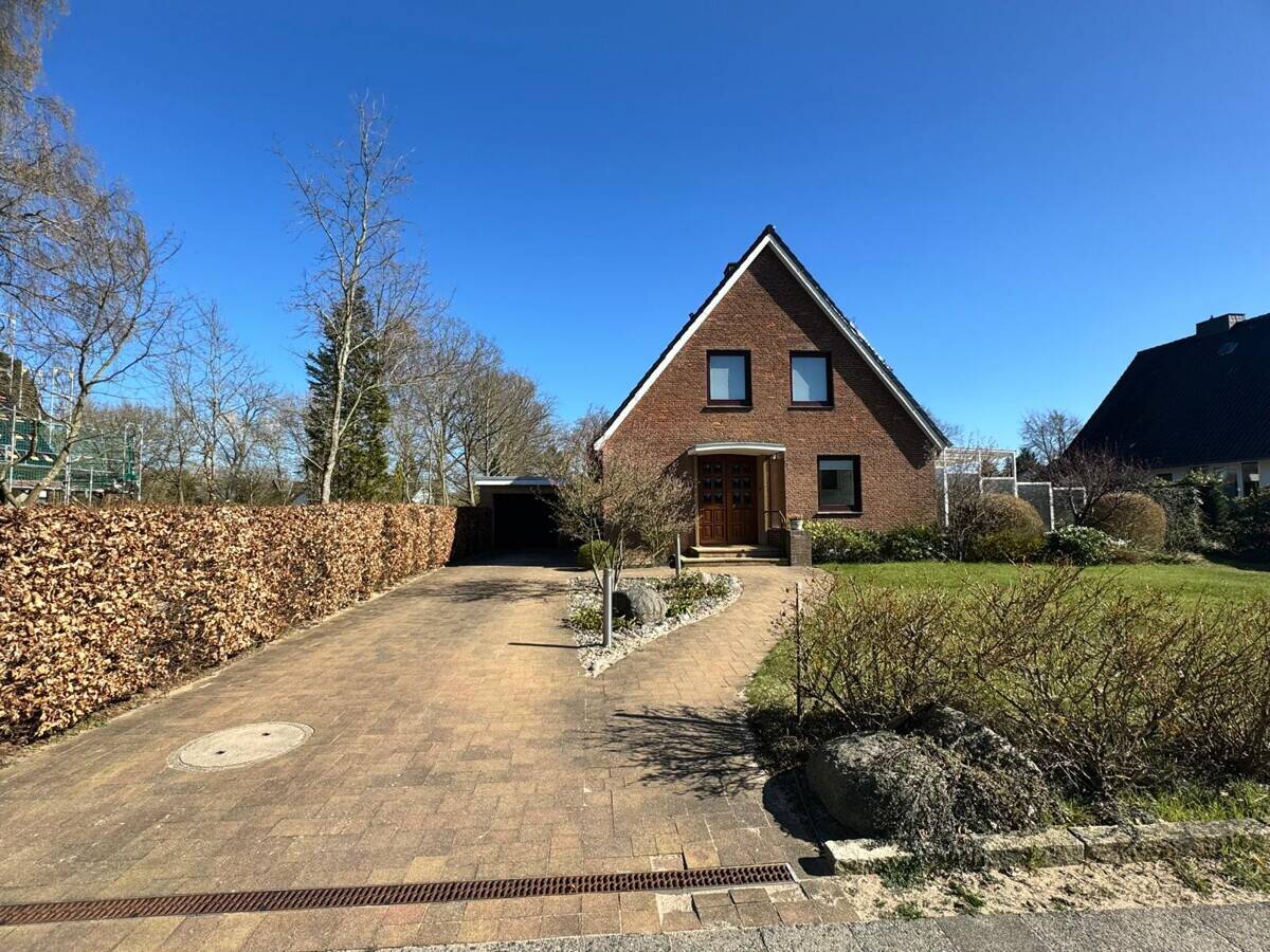 Großzügiges Einfamilienhaus mit schönem Garten, Vollkeller und Garage in Lübeck-St. Jürgen (Nähe Uni) – 23562 Lübeck – Vorschaubild 3