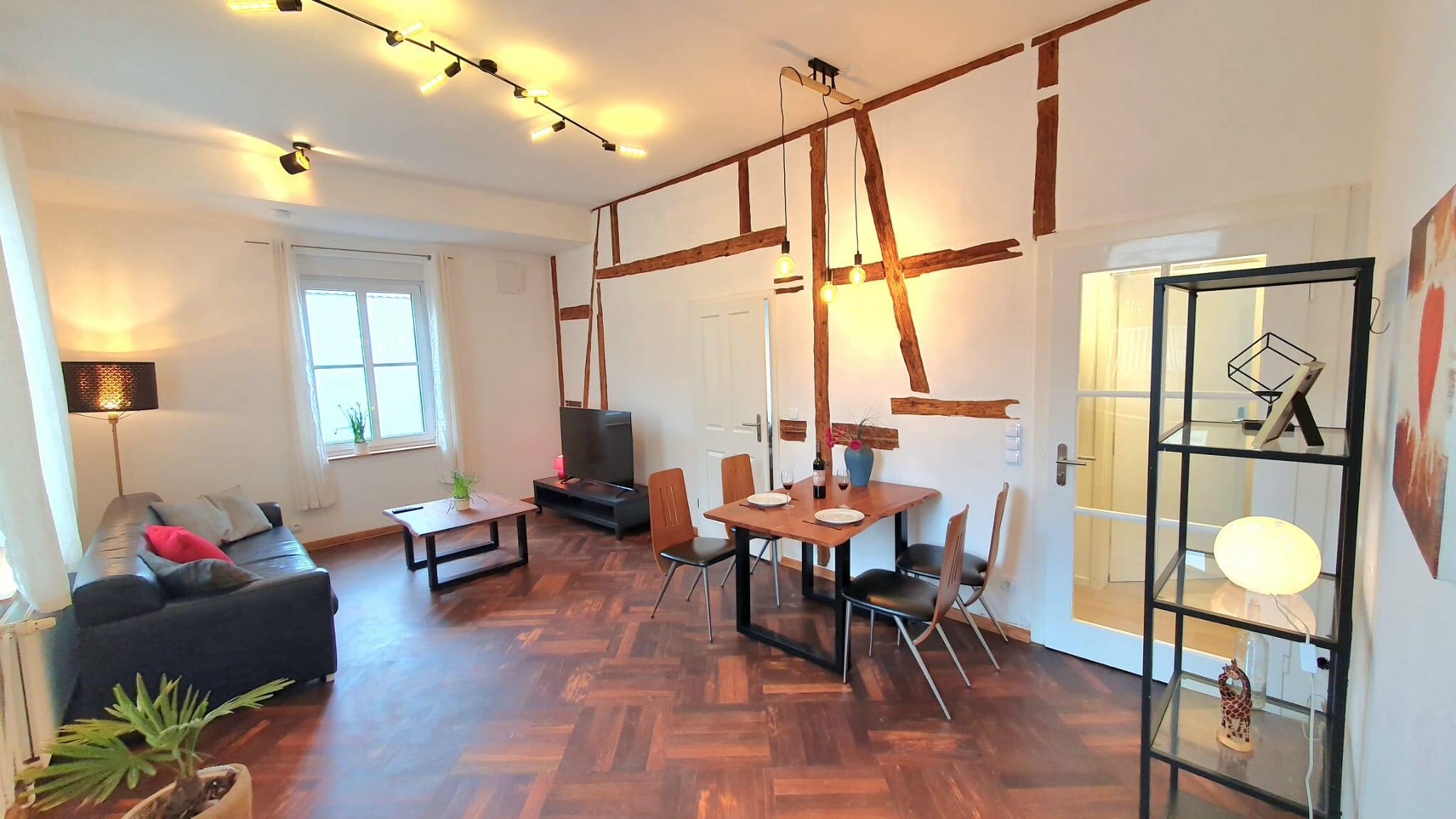 Stilvolle, modern ausgestattete Wohnung in historischem Ambiente – 55130 Mainz – Vorschaubild 3