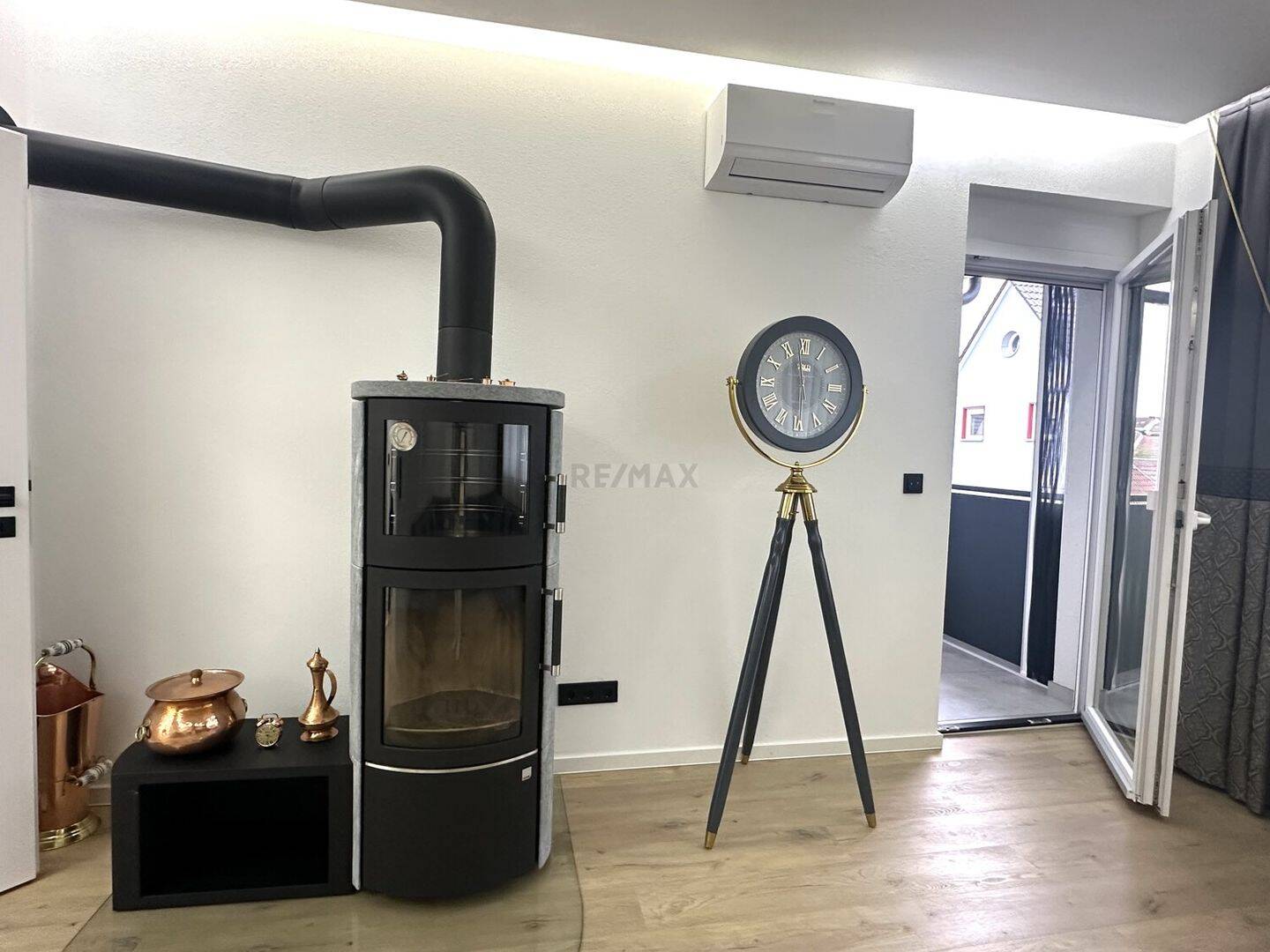 Traumwohnung wird frei – hier bleiben keine Wünsche offen! Auf Wunsch im Haus eine weitere Wohnung – 70435 Stuttgart – Vorschaubild 3