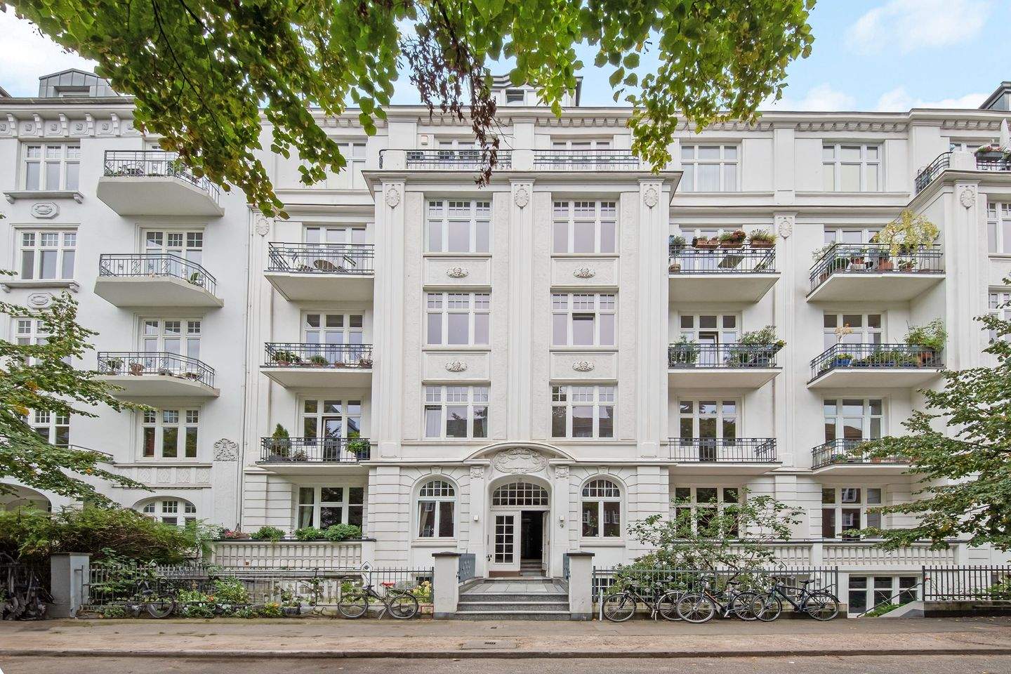 Ein Zuhause, das historischen Altbaucharme mit modernem Luxus vereint – 22085 Hamburg – Vorschaubild 4