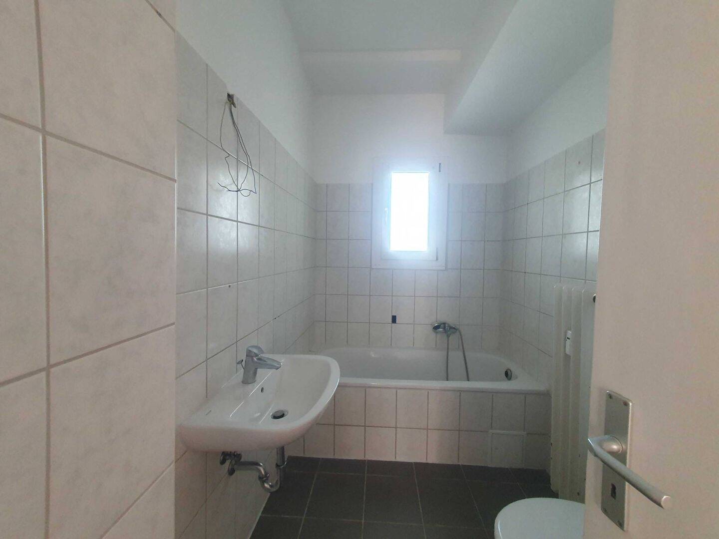 Modernisierte 3-Zimmer-Wohnung mit Wintergarten und Wannenbad in Köln-Mülheim – 51065 Köln – Vorschaubild 4