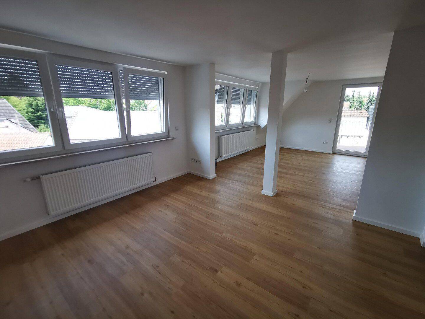 Modernisierte Dachgeschosswohnung in Mainz-Finthen – hell, ruhig und charmant – 55126 Mainz – Vorschaubild 3