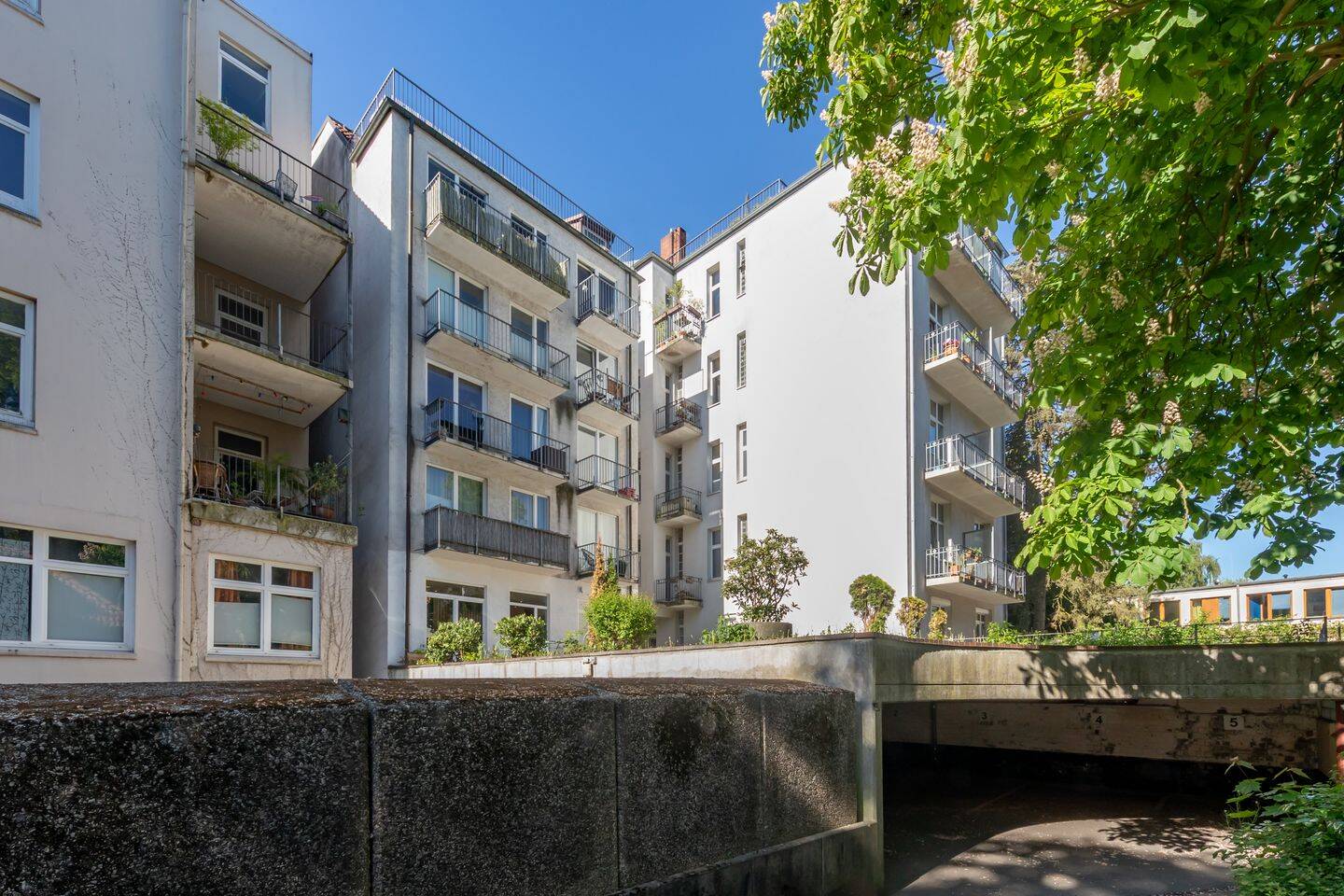 Großzügige Dachgeschosswohnung in der Osterstraße inklusive Stellplatz! – 20259 Hamburg – Vorschaubild 3