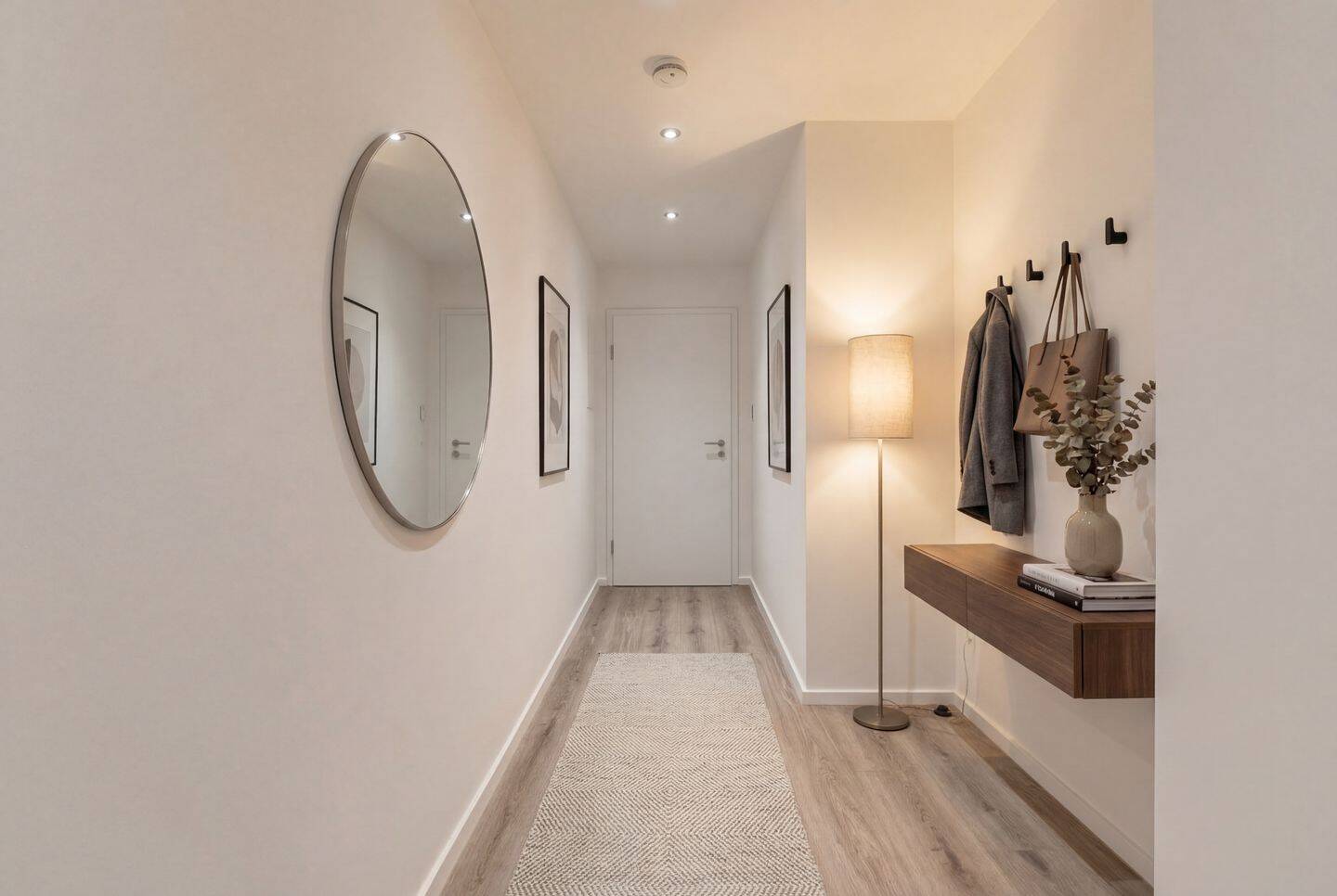 Modernes Ambiente, lichtdurchflutet und hochwertig renoviert: 2-Zimmer-Wohnung in München-Moosach! – 80992 München – Vorschaubild 4