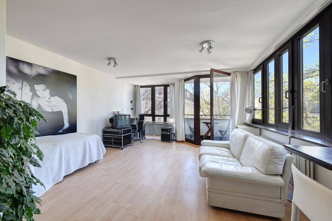 2-Zimmer-Wohnung in Schwabing – mittendrin, bestens angebunden & mit Tiefgarage – 80802 München – Vorschaubild 3
