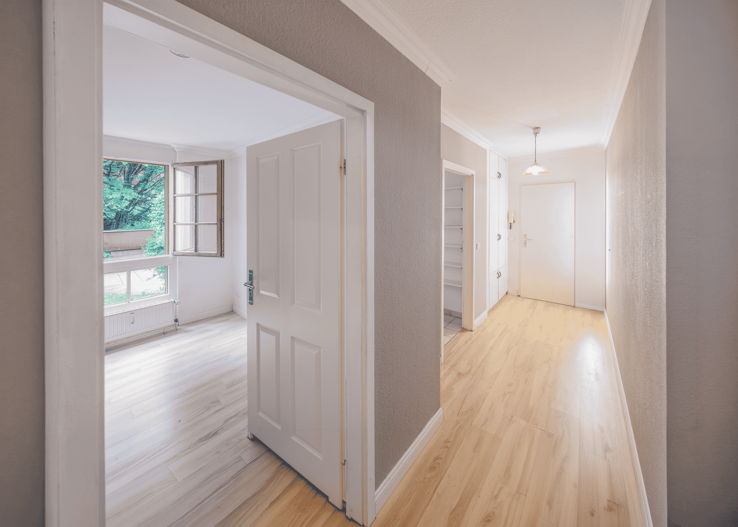 Bezugsfreie 3-Zimmer-Maisonette mit Terrasse & Gartenblick in München-Solln – 81479 München – Vorschaubild 11