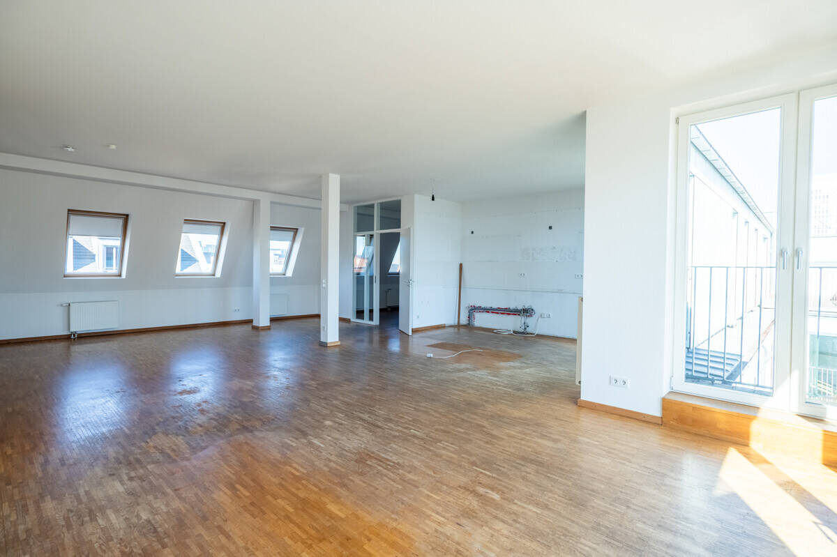Bezugsfreies Penthouse Berlin-Mitte I 2 Terrassen, Weitblick I nahe Bundestag I Gestaltungspotenzial – 10117 Berlin – Vorschaubild 3