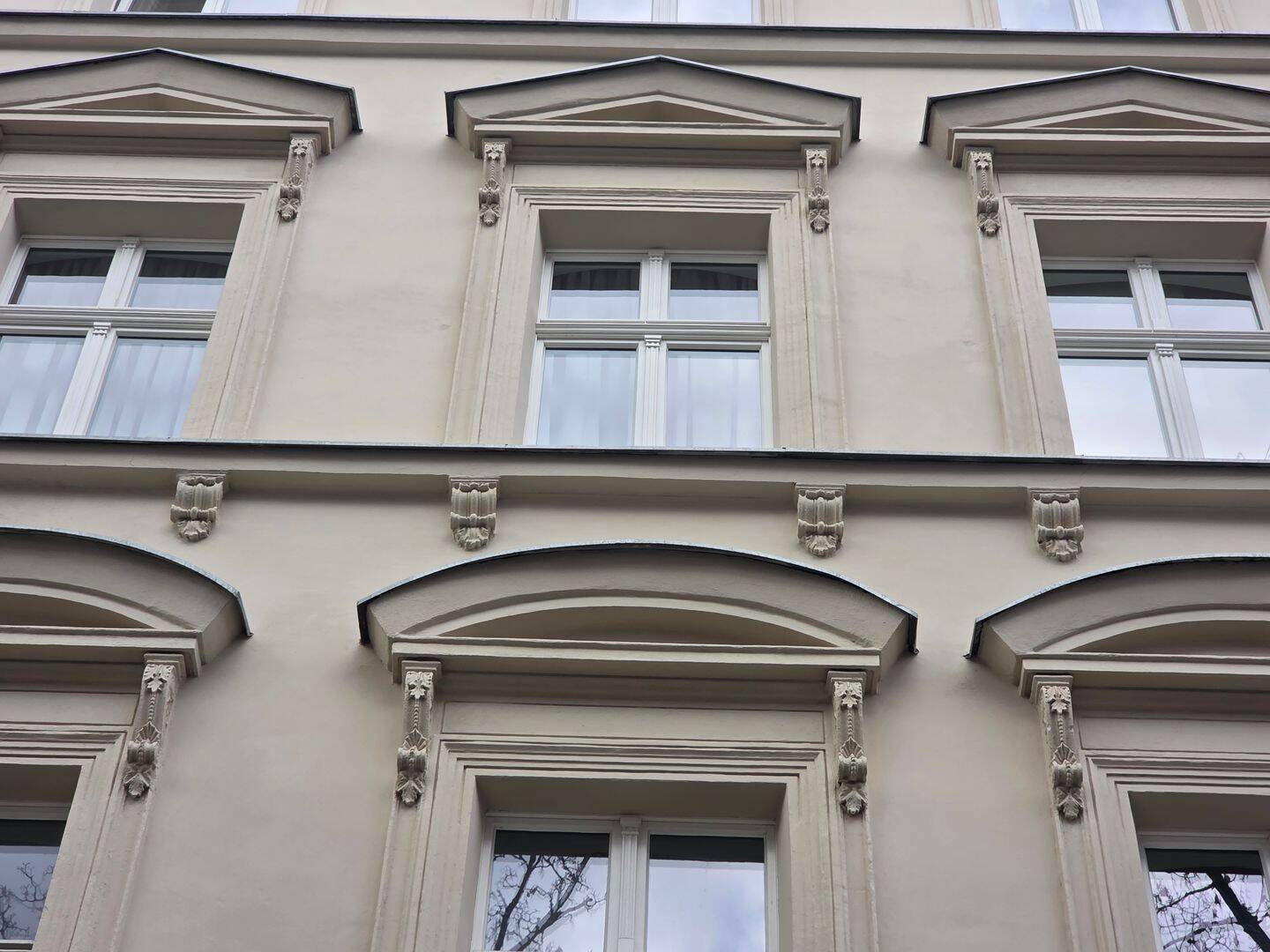 Top-sanierte Altbauwohnung in Bestlage – nur wenige Schritte zum Boxhagener Platz! – 10247 Berlin – Vorschaubild 4