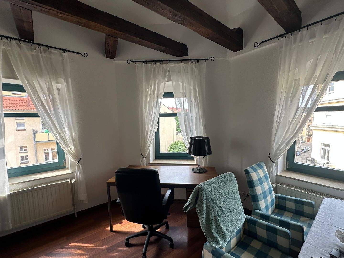 Möblierte Altbau-Dachsgeschosswohnung in optimaler Lage DD-Neustadt -Zentral – 1127 Dresden – Vorschaubild 3