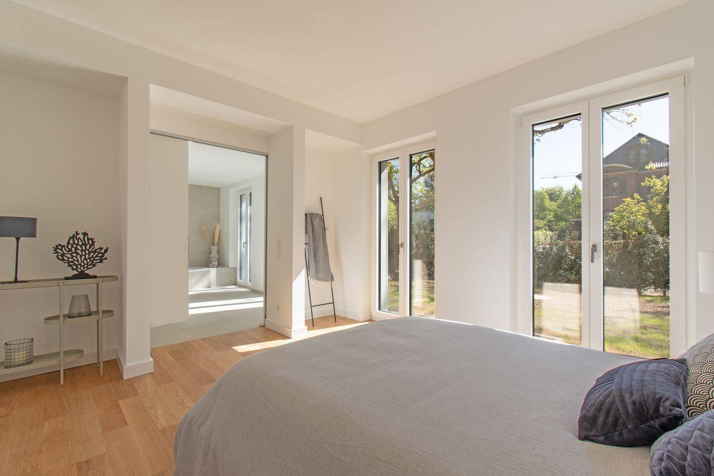 Traumwohnung mit sonnigem Garten – 22609 Hamburg – Vorschaubild 3
