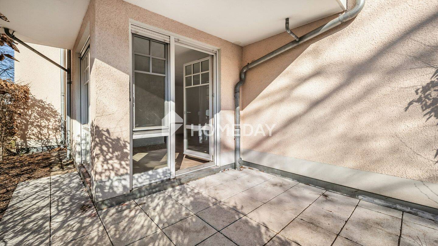 Attraktive Zwei-Zimmer-Wohnung mit Terrasse, kleinem Garten und Stellplatz – sofort bezugsfrei – 1277 Dresden – Vorschaubild 3