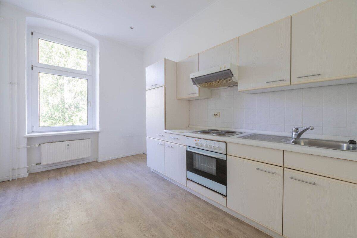 Bezugsfrei: Großzügig geschnittene 2-Zimmer-Wohnung mit Terrasse & Balkon im beliebten Weitlingkiez – 10317 Berlin – Vorschaubild 4