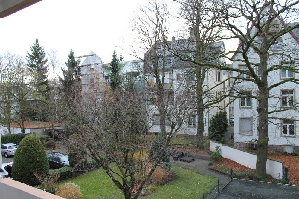 Attraktive 3 Zimmerwohnung mit Balkon  – Bestlage  Westend Offenbach – 63067 Offenbach am Main – Vorschaubild 4