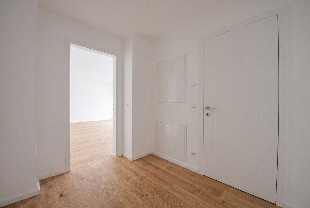 West-Balkon, Landhausdiele, Tageslicht-Badezimmer: Ein Zuhause für alle Sinne, Erstbezug Sept. 2026 – 81369 München – Vorschaubild 5