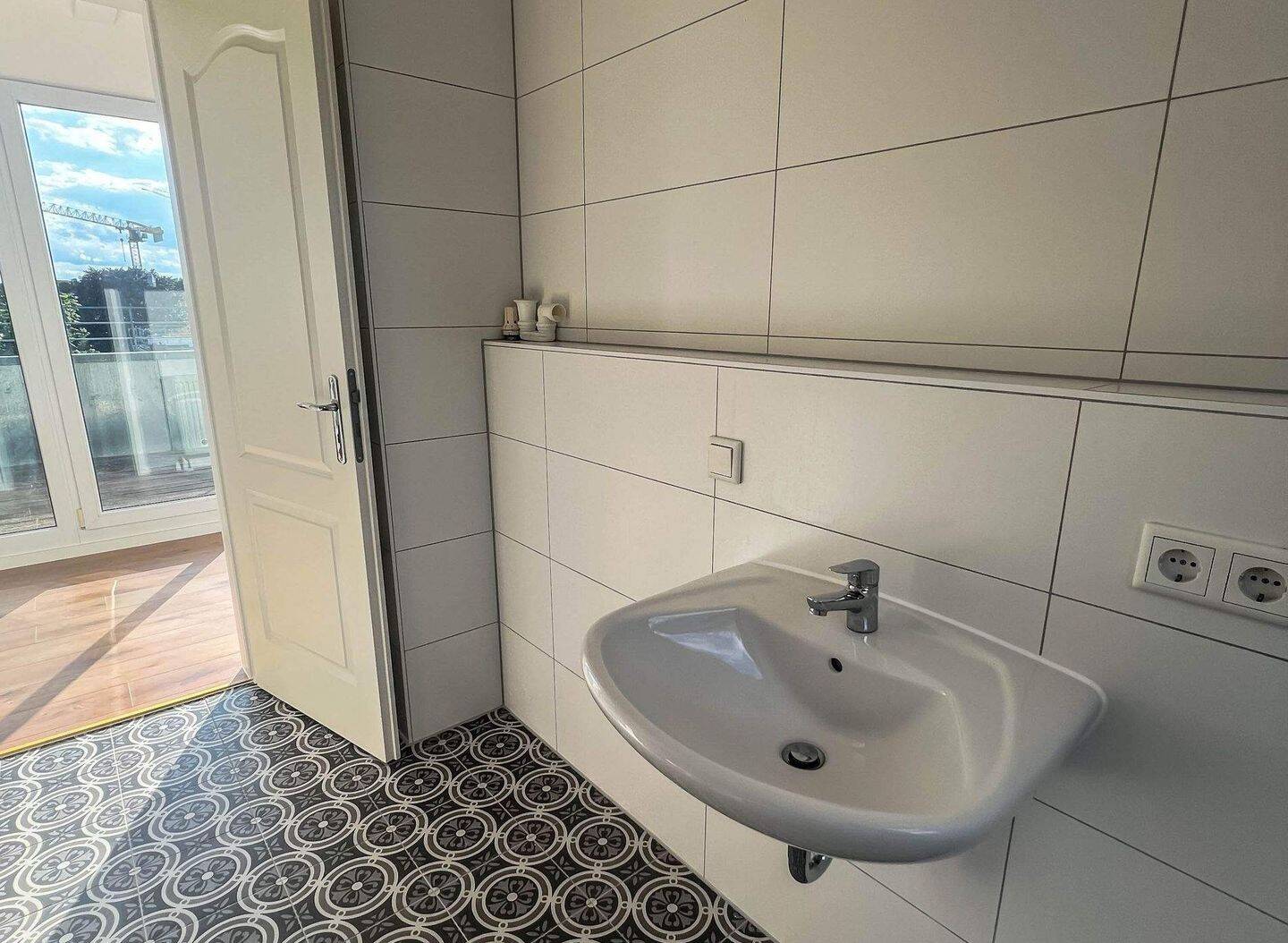 Giesing, Erstbezug, 4-Zi.-Dachterr-whg. 85qm Westlage freie Sicht neuer Preis nur 630000,- – 81549 München – Vorschaubild 8
