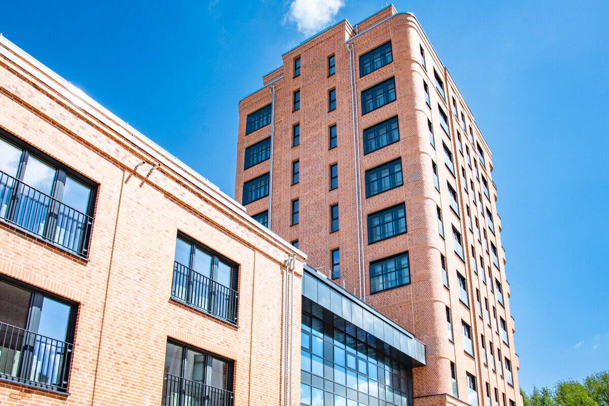 Exklusiv wohnen direkt am Wasser: Sonnenverwöhntes Neubau-Penthouse mit Panorama-Sauna & Klimaanlage – 13585 Berlin – Vorschaubild 3