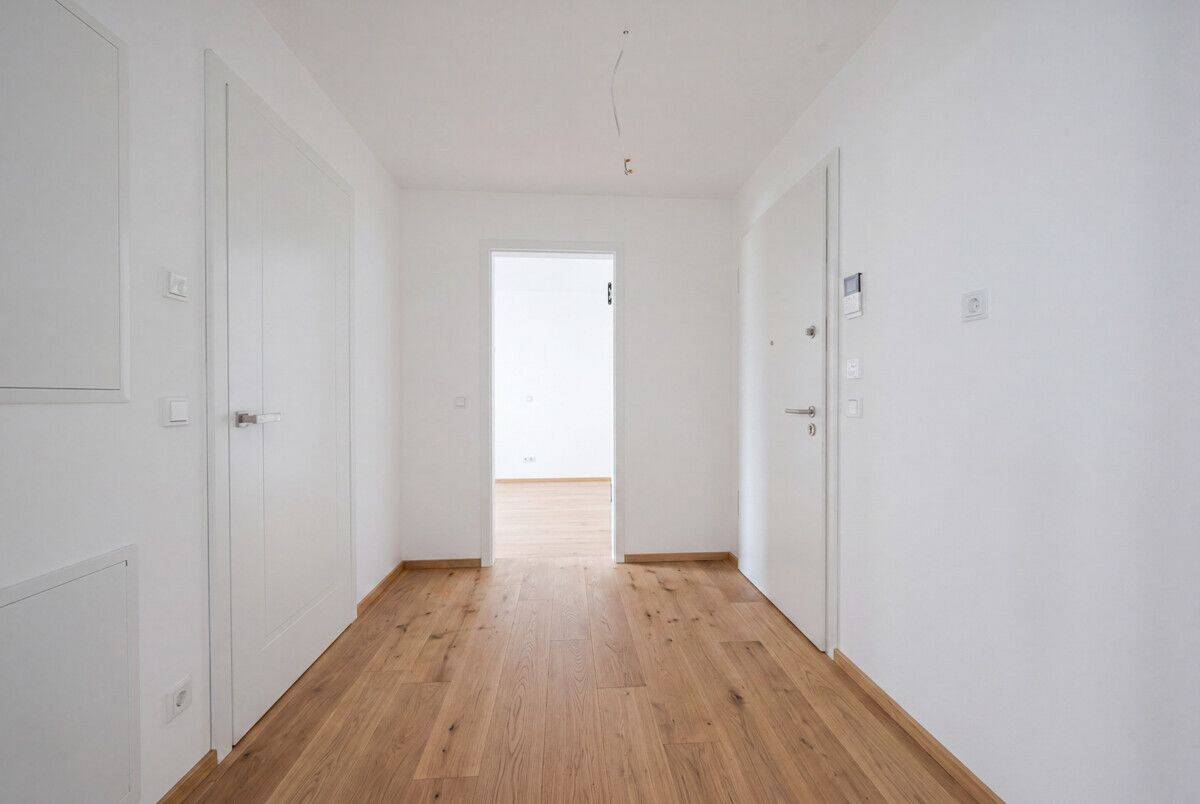 Sonnenverwöhnte Eckwohnung mit umlaufendem Balkon und Tageslicht-Badezimmer – Erstbezug Sept. 2026 – 81369 München – Vorschaubild 6