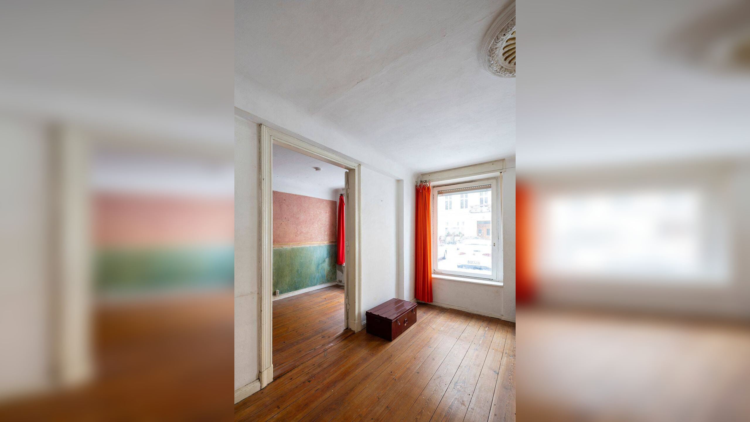 Großzügige, bezugsfreie 5-Zimmer-EG-Altbauwohnung in Moabit nahe Wasser, Parks und Cafés! – 10557 Berlin – Vorschaubild 3