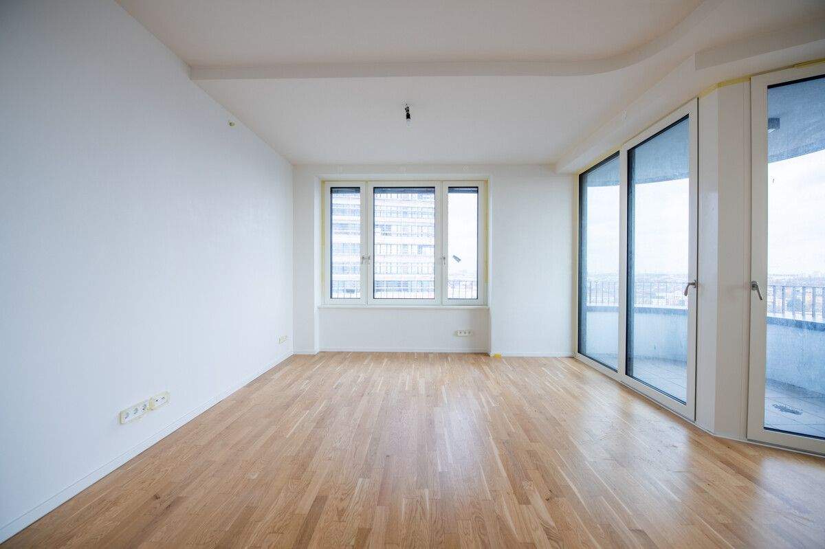 Nebenkosten geschenkt & Zahlen erst bei Fertigstellung: City-Apartment auf der 15. Etage mit Loggia – 10243 Berlin – Vorschaubild 3