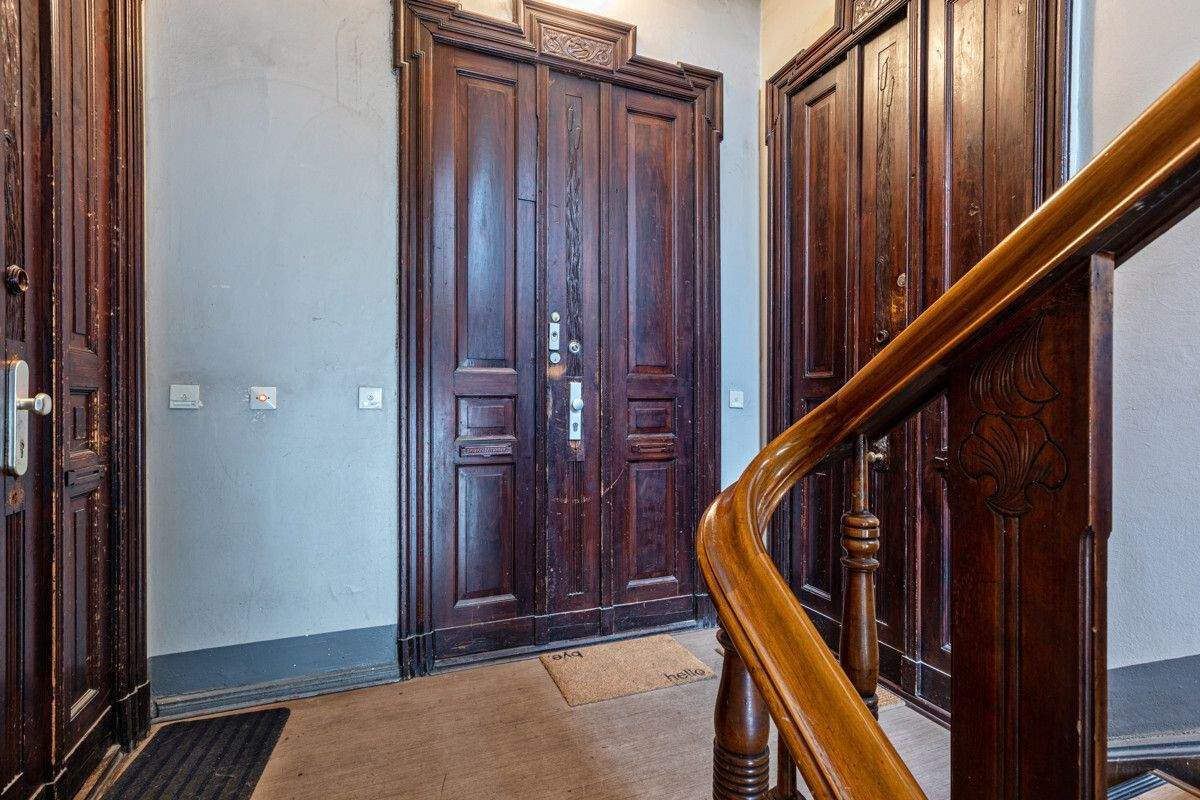 Kreuzberg-Feeling: Attraktive Gründerzeit-Wohnung mit Süd-Balkon und Tageslicht-Badezimmer – 10965 Berlin – Vorschaubild 3