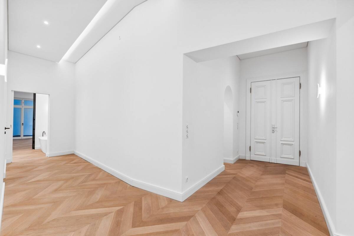 Hochwertig saniertes 3-Zimmer-Domizil mit BALKON ++ nahe Hackescher Markt – 10178 Berlin – Vorschaubild 4