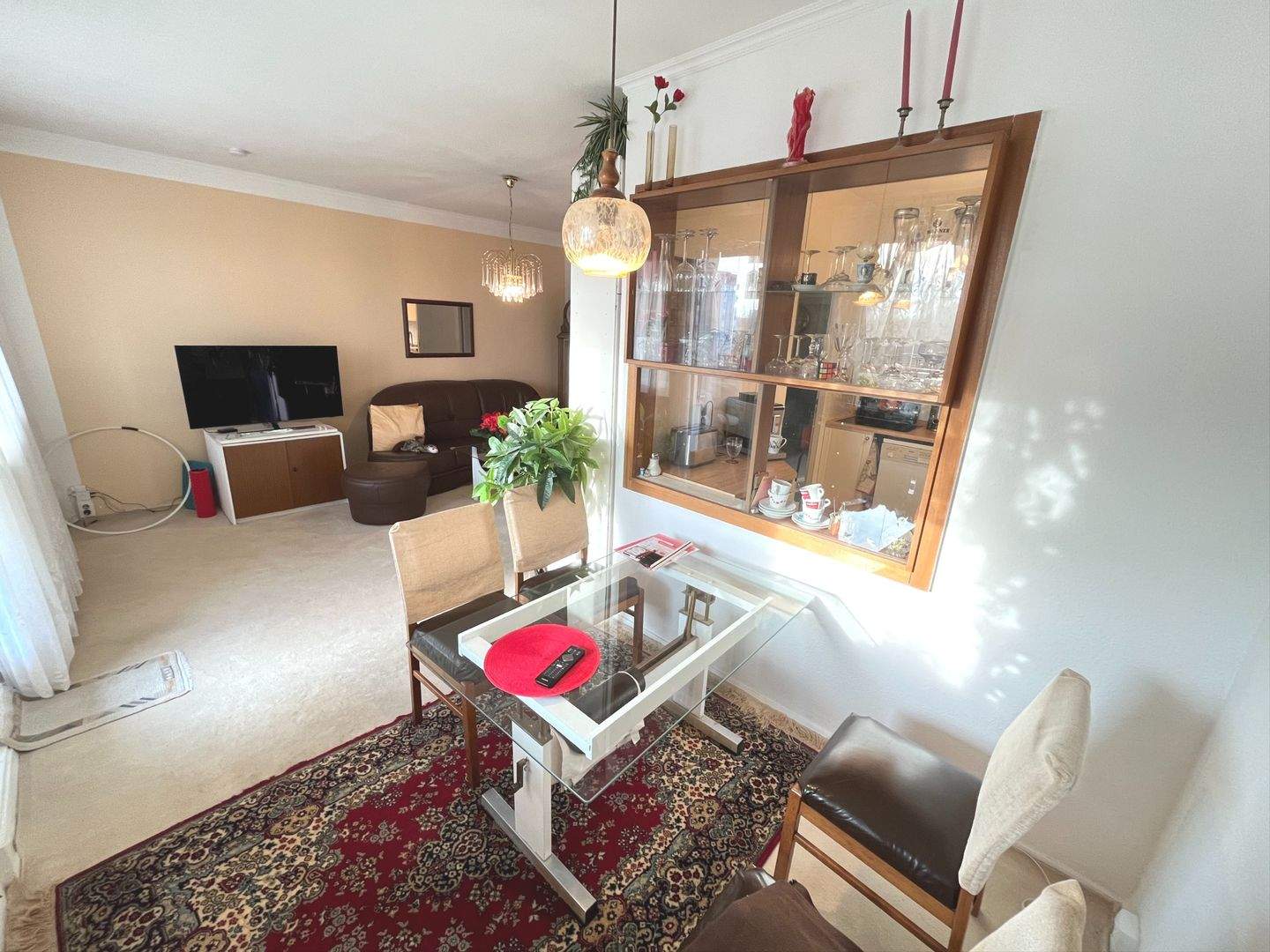 Perfekt für Familien: Ruhige 3-Zimmer-Wohnung mit Loggia und Grünblick – 12681 Berlin – Vorschaubild 3
