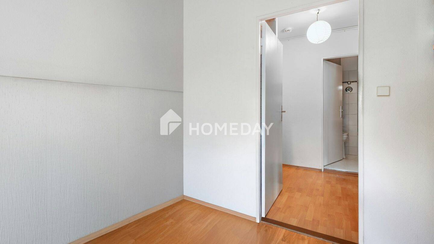 Bezugsfreie, ruhig gelegene 2-Zimmer-Wohnung mit Aufzug, Loggia und Keller in sanierter Wohnanlage – 12105 Berlin – Vorschaubild 5