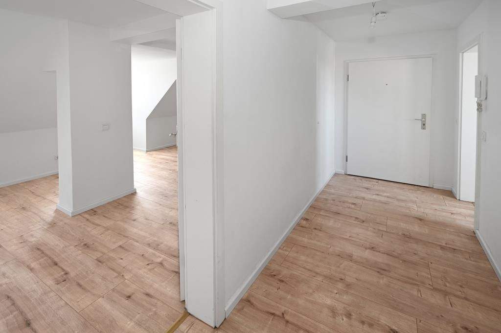 Charmante Dachgeschosswohnung mit Weitblick – Ihr kleines Himmelreich über den Dächern Berlins – 10317 Berlin – Vorschaubild 5